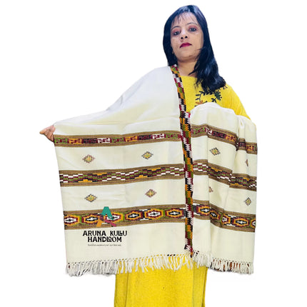himachal pradesh girl dress online himachal Pradesh girl dress shawl factory kullu kullu handloom shawl online