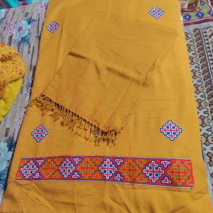 kullu patti suit designs kullu border kullu suits online kullu suit kullu border kullu patti woolen suit , kullu patti lace wool suits online available in different colors and designs. You can also buy kullu laces for your suits or other things.